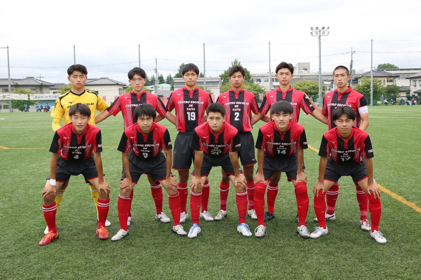 栃木県矢板中央高等学校サッカー部ピステ - ウェア